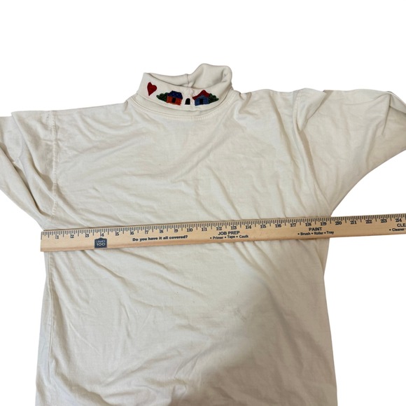 Vintage Orvis Women's Cream Embroidered Houses Turtleneck Shirt Size M Grandma - Picture 11 of 11